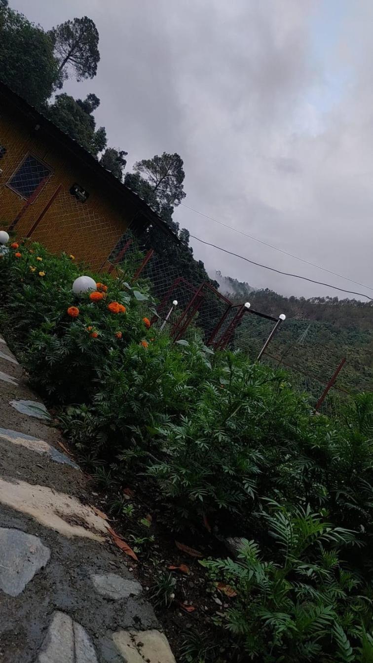 Krishna Kutir, Talla Ramgarh By The Meditating Society Ngoại thất bức ảnh